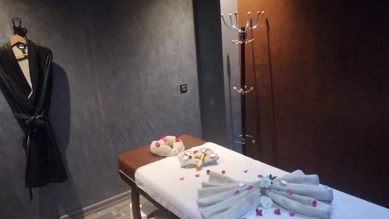 Manila wellness therapy 100% femme